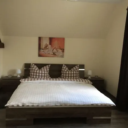 Sehr Zentral In Ferienhaus Lorea - #117143 Tatil Evi Butgenbach